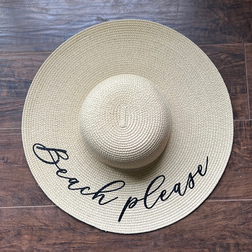 Like New Floppy Sun Hat